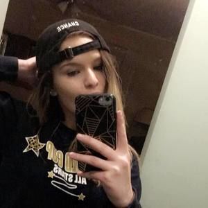 Meet your Posher, Danielle